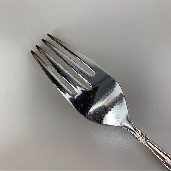 2/$20 1847 Rogers Bros IS 1965 Vintage Silver Plate Garland Pattern Dinner Fork - Picture 7 of 14
